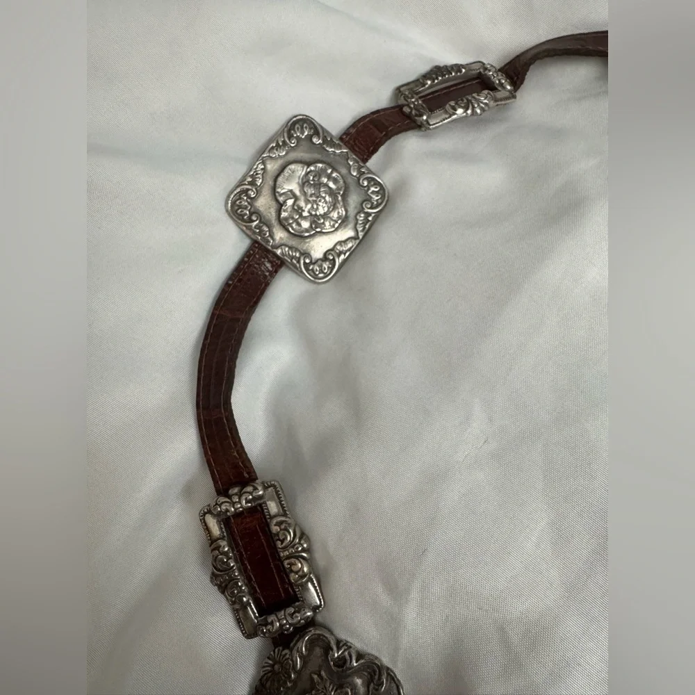 Brighton 1993 4150 Leather Medallion Concho Women’s Belt Size Medium - Picture 4 of 10